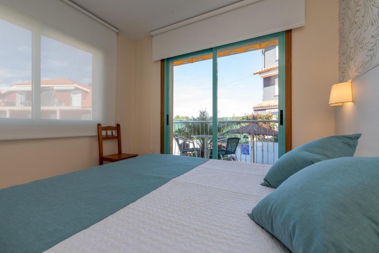 Apartamentos El Velero Sanxenxo Exterior foto