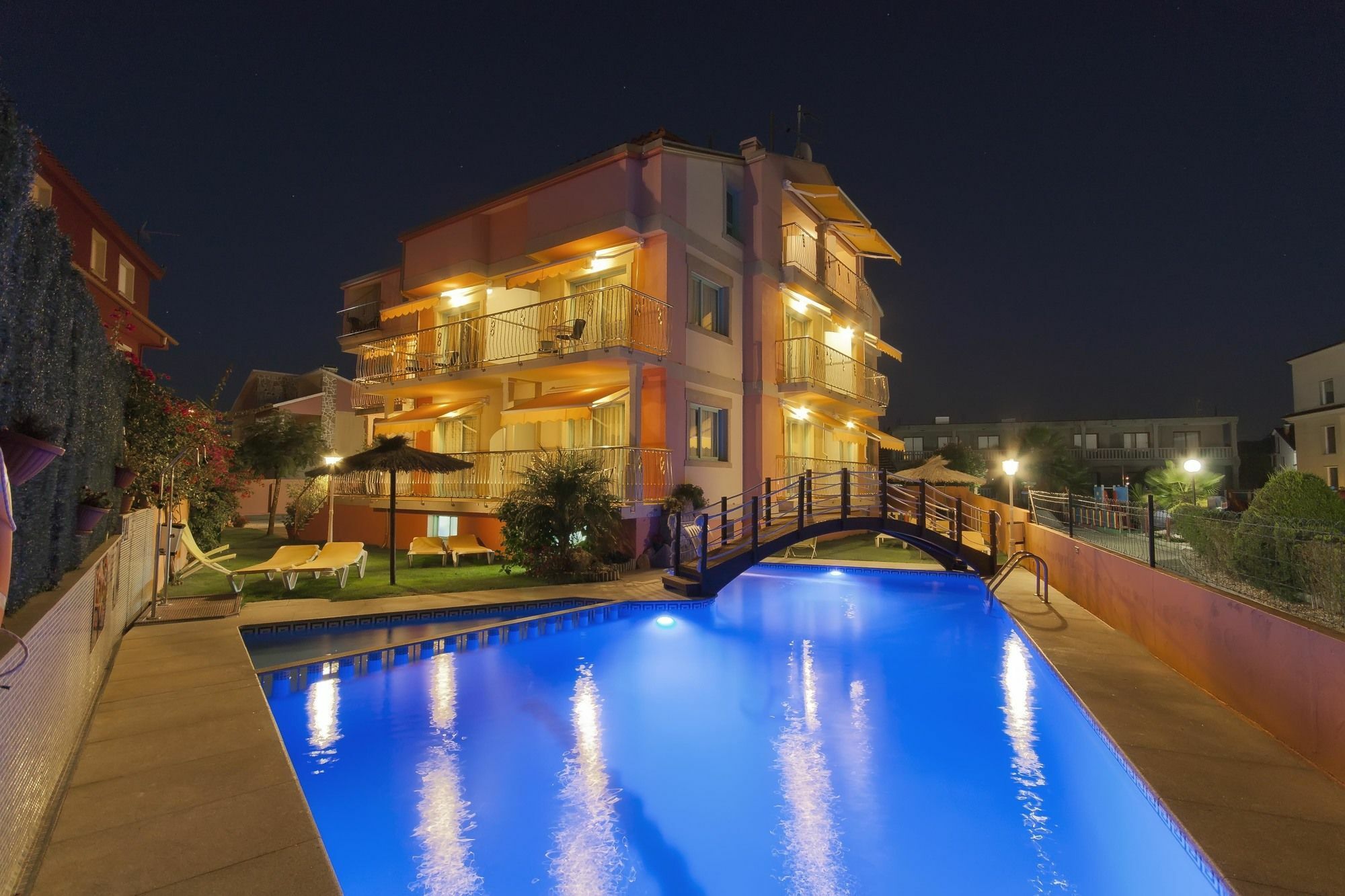 Apartamentos El Velero Sanxenxo Exterior foto
